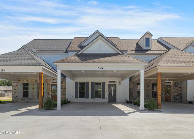 Property at 192 Emerite Dr, Lafayette, LA 70506, 2 beds, 2.5 baths