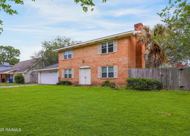 Property at 907 Omega Dr, Lafayette, LA 70506, 4 beds, 2.5 baths