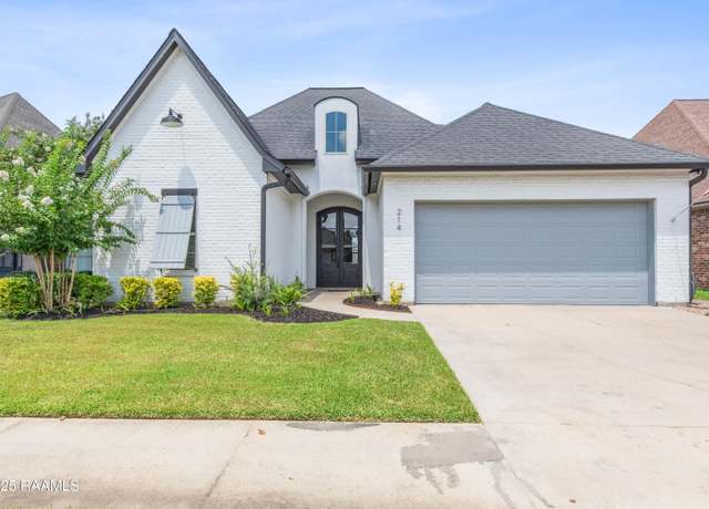 Property at 214 Bayou Parc Dr, Youngsville, LA 70592, 3 beds, 2 baths