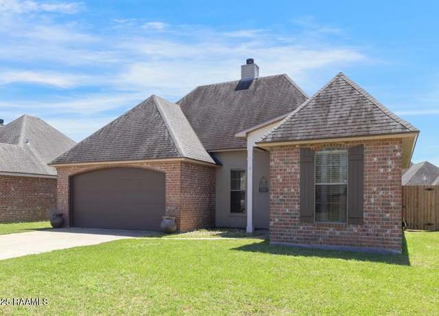 Property at 204 Blackwater River Dr, Lafayette, LA 70508, 3 beds, 2 baths