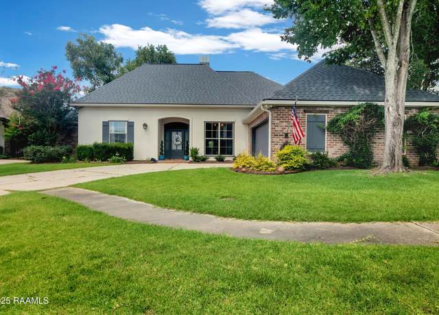 Property at 103 Scarborough Dr, Youngsville, LA 70592, 4 beds, 2.5 baths