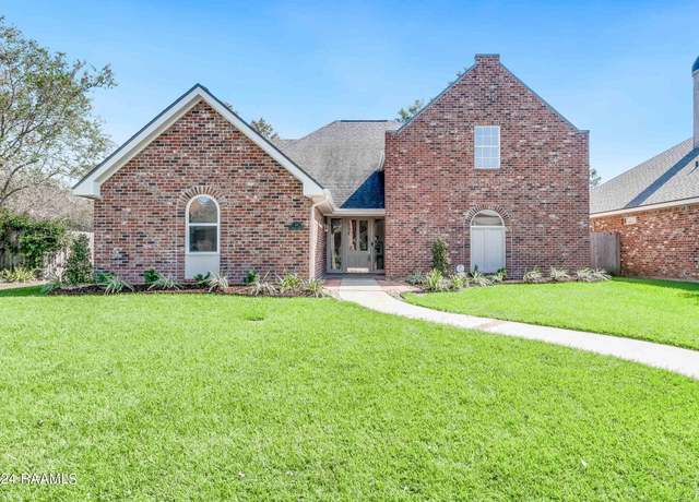 Property at 111 Pomerol Pl, Lafayette, LA 70503, 3 beds, 2.5 baths