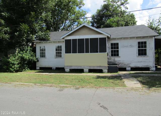 Property at 117 Ambassador W Lemelle Dr, New Iberia, LA 70560, 3 beds, 1 bath