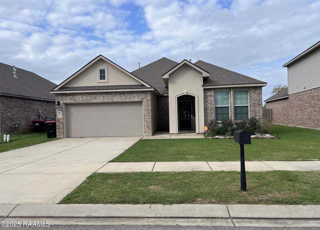 Property at 422 Starlight Dr, Lafayette, LA 70501, 3 beds, 2 baths