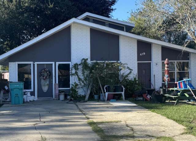 Property at 419 Liberty St, Eunice, LA 70535, 4 beds, 2.5 baths