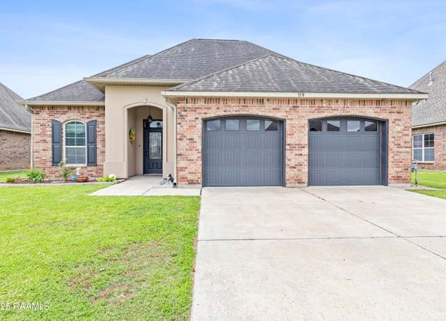 Property at 119 Woodhaven Rd, Youngsville, LA 70592, 3 beds, 2 baths