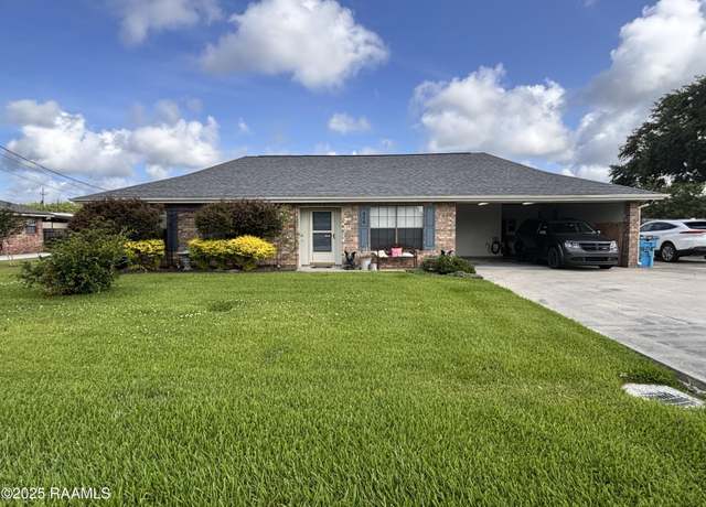 Property at 606 David St, Patterson, LA 70392, 3 beds, 2 baths