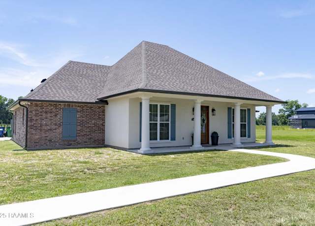 Property at 1087 Bock Huval Rd, Breaux Bridge, LA 70517, 4 beds, 3 baths