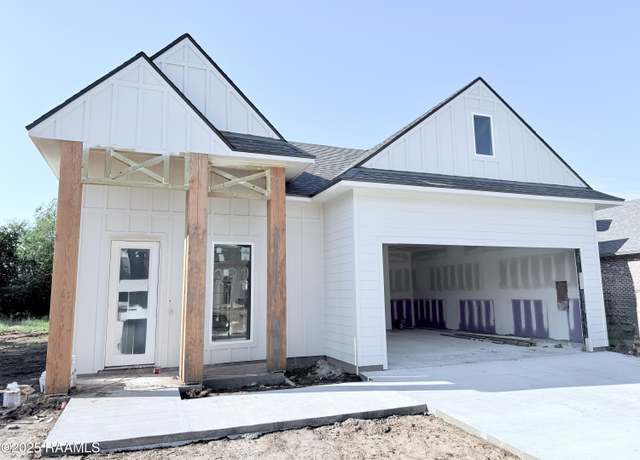 Property at 232 Timber Mill St, Lafayette, LA 70508, 3 beds, 2 baths