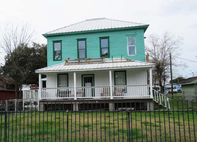Property at 105 Kellogg Ave, Lake Arthur, LA 70549, 3 beds, 1.5 baths