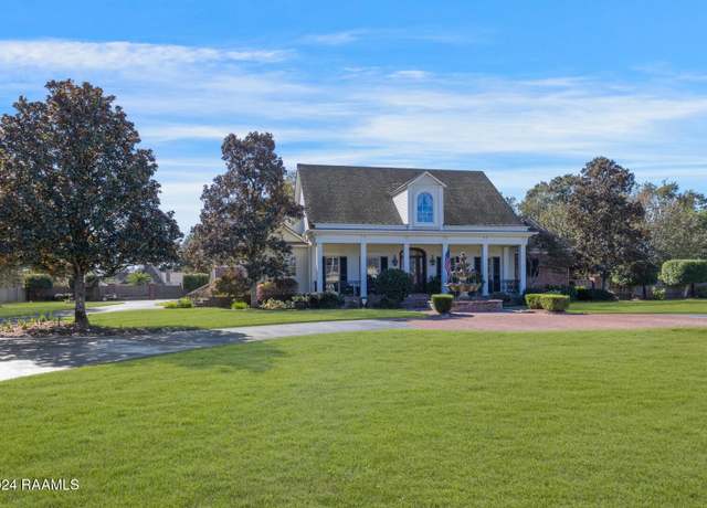 Property at 107 Western Ln, Lafayette, LA 70507, 5 beds, 4.5 baths