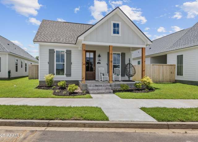 Property at 418 Flores Ct, Lafayette, LA 70507, 3 beds, 2 baths