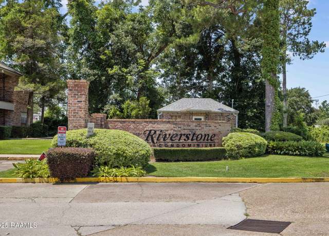 Property at 3121 Johnston St #203, Lafayette, LA 70503, 3 beds, 2 baths