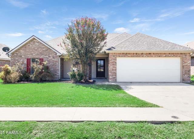 Property at 400 Summerfest Dr, Lafayette, LA 70507, 3 beds, 2 baths