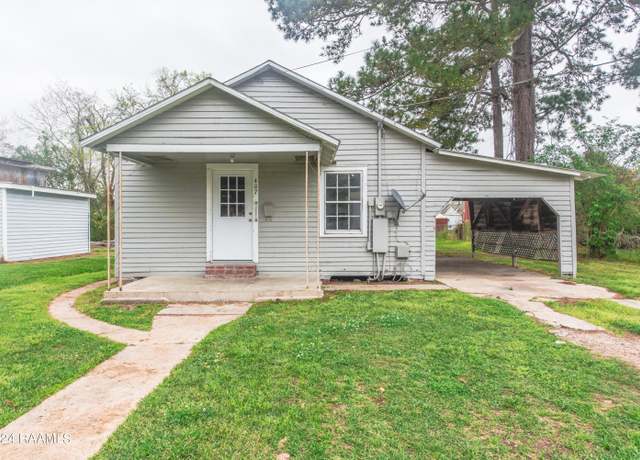 Property at 407 S Bailey St, Abbeville, LA 70510, 2 beds, 1 bath