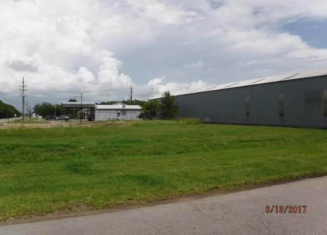 Property at 820 E Texas Ave, Rayne, LA 70578
