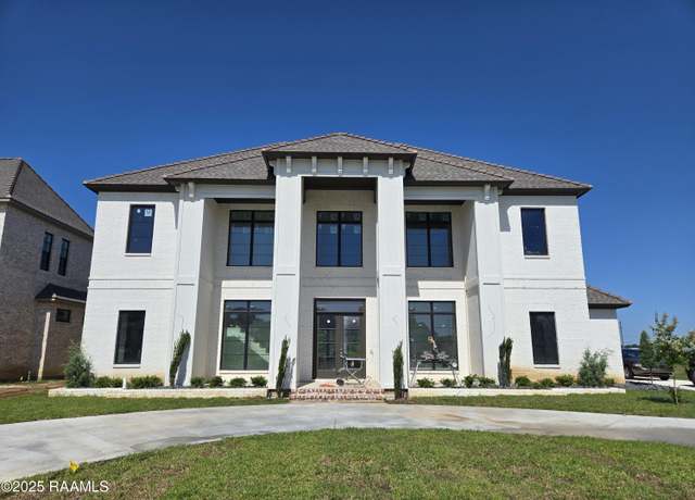 Property at 106 Trailing Oaks Dr, Youngsville, LA 70592, 4 beds, 4.5 baths