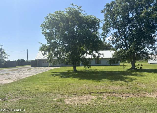 Property at 10130 Romules Rd, Kaplan, LA 70548, 4 beds, 2 baths