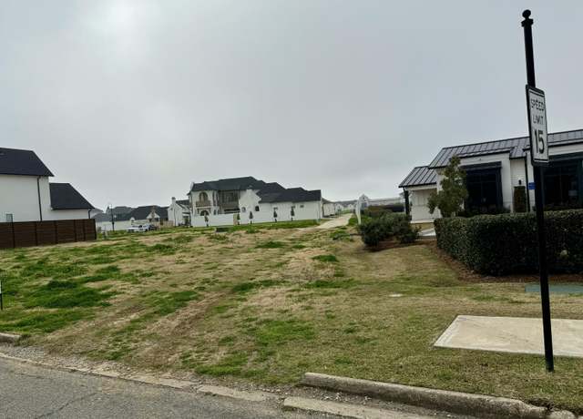 Property at 505 Shore Dr, Youngsville, LA 70592
