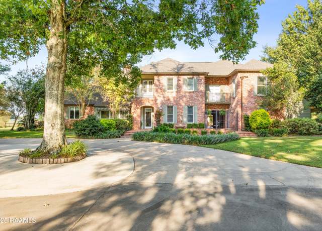 Property at 14727 Hwy 190, Opelousas, LA 70570, 4 beds, 4.5 baths