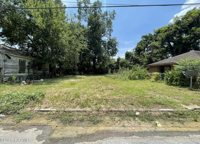 Property at 514 E Jefferson St, Opelousas, LA 70570