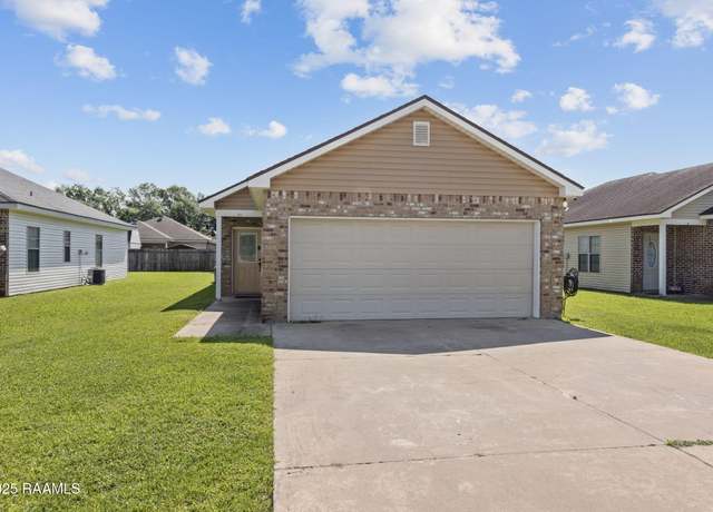 Property at 111 Bottle Brush Ln, Carencro, LA 70520, 3 beds, 2 baths