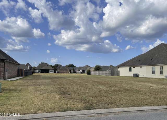 Property at 107 Snapping Ln, Broussard, LA 70518
