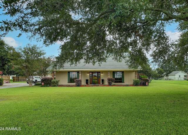 Property at 6320 Ebenezer Rd, Crowley, LA 70526, 4 beds, 2 baths