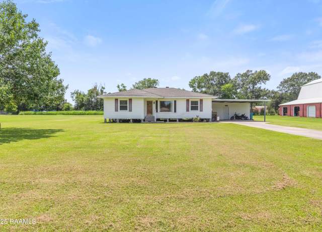 Property at 1016 Guidry Rd, Breaux Bridge, LA 70517, 3 beds, 2 baths