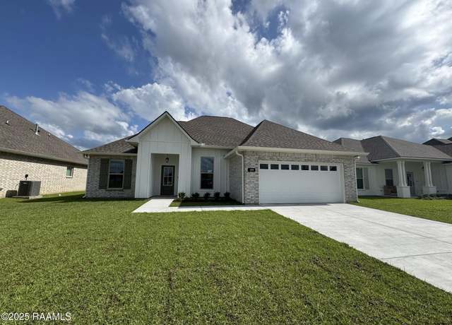 Property at 109 Star Ln, Broussard, LA 70518, 3 beds, 2 baths