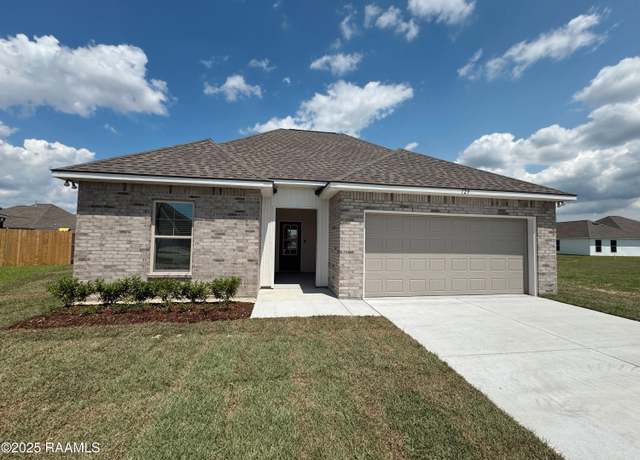 Property at 129 Pierce Ln, Maurice, LA 70555, 3 beds, 2 baths