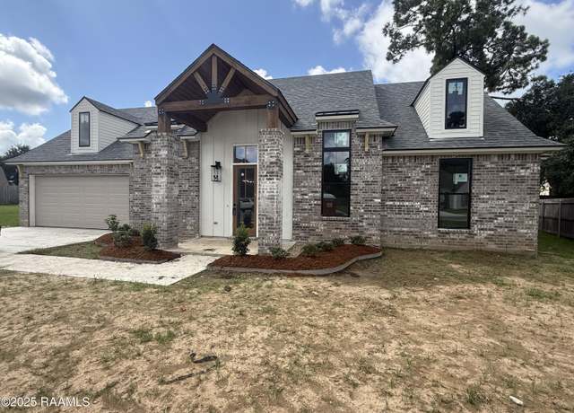 Property at 122 Preservation Dr, Youngsville, LA 70592, 3 beds, 2 baths