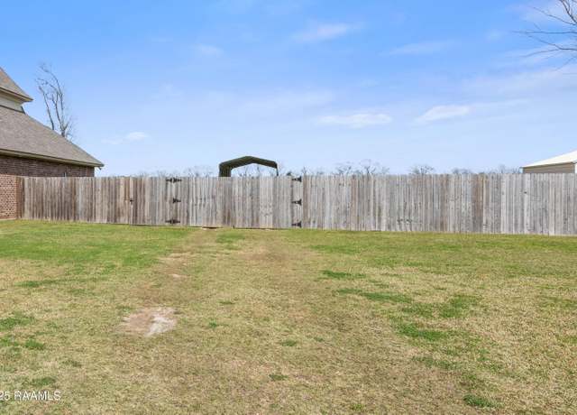 Property at 107 Talon Rd, Youngsville, LA 70592