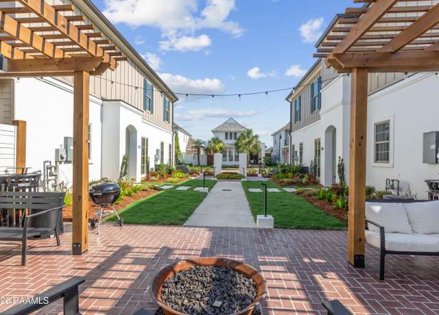 Property at 115 Gaunt Ln #203, Youngsville, LA 70592, 2 beds, 2.5 baths
