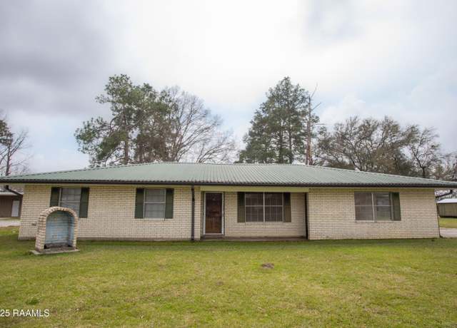 Property at 1156 Simon Angelle Rd, Arnaudville, LA 70512, 3 beds, 2 baths