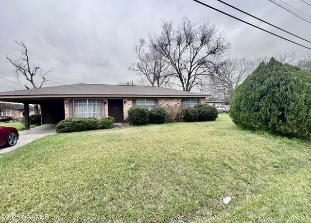 Property at 159 Essie St, Lafayette, LA 70501, 3 beds, 1.5 baths