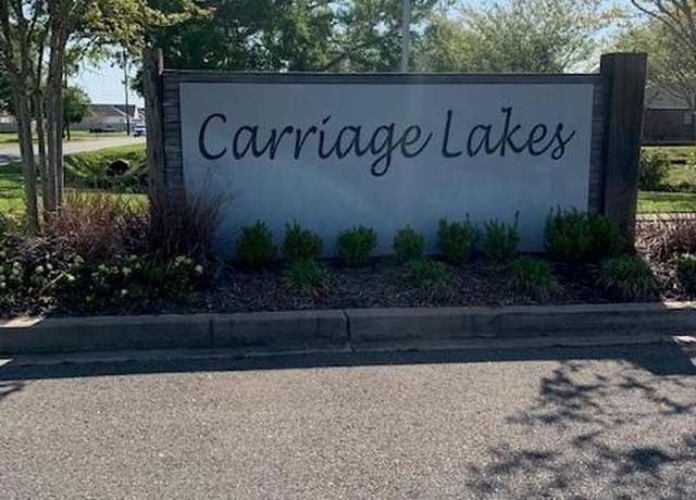 Property at 102 Carriage Lakes Dr, Broussard, LA 70518