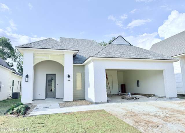 Property at 235 Timber Mill St, Lafayette, LA 70508, 3 beds, 2 baths