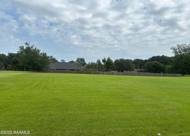 Property at 7 Judson Walsh Dr, Opelousas, LA 70570