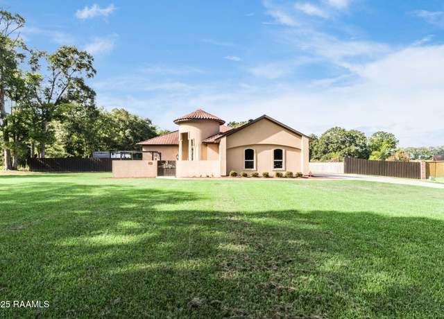 Property at 5318 Hwy 358, Opelousas, LA 70570, 3 beds, 2 baths