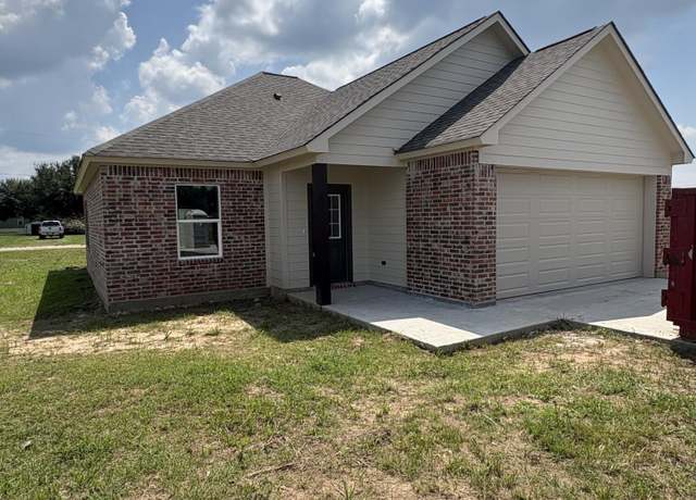 Property at 274 Sugarland Cir, Opelousas, LA 70570, 3 beds, 2 baths
