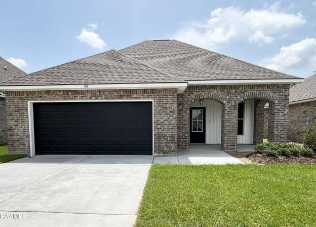 Property at 130 Brattle Ct, Lafayette, LA 70506, 3 beds, 2 baths
