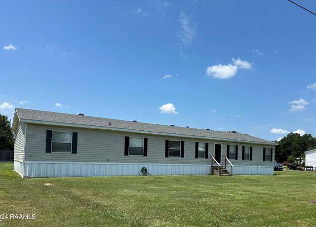 Property at 104 Coyote Dr, Scott, LA 70583, 4 beds, 3 baths