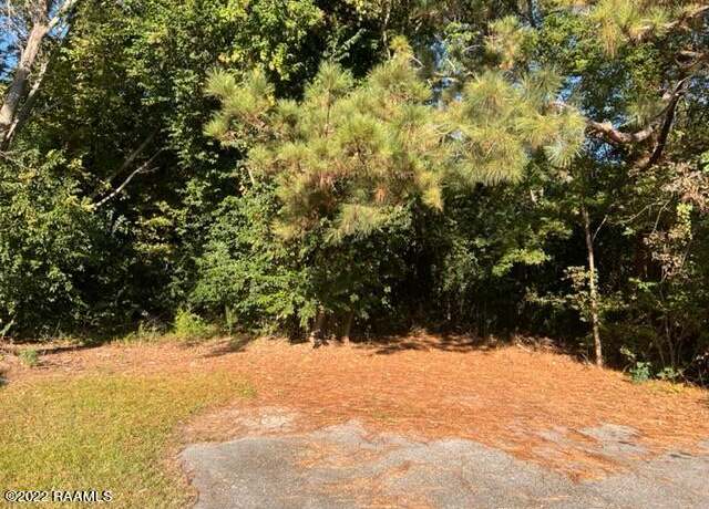 Property at 300 Blk Glaser Dr, Lafayette, TN 37738