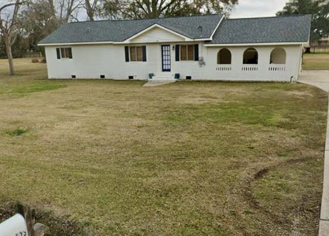 Property at 513 Vincent Rd, Lafayette, LA 70508, 3 beds, 2 baths
