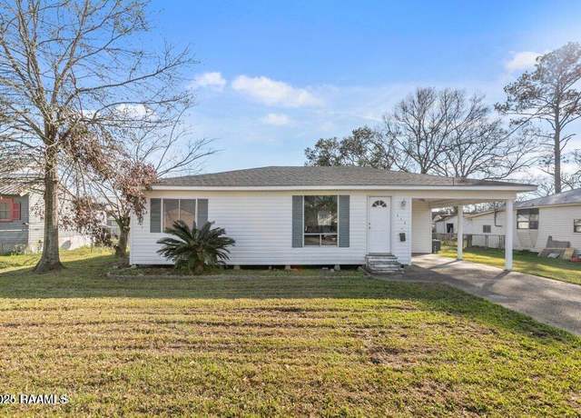 Property at 312 E Pine St, Crowley, LA 70526, 3 beds, 2 baths
