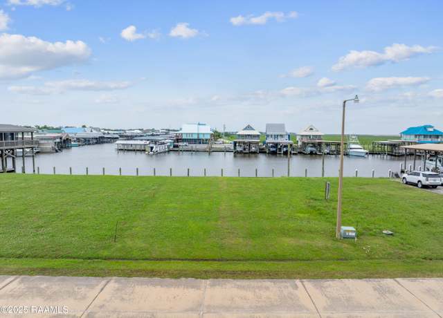 Property at 127 Joseph C Dr, Cypremort Point, LA 70538