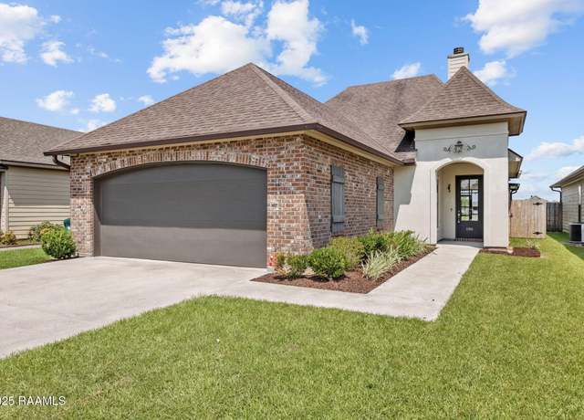 Property at 106 Adler Pl, Youngsville, LA 70592, 3 beds, 2 baths