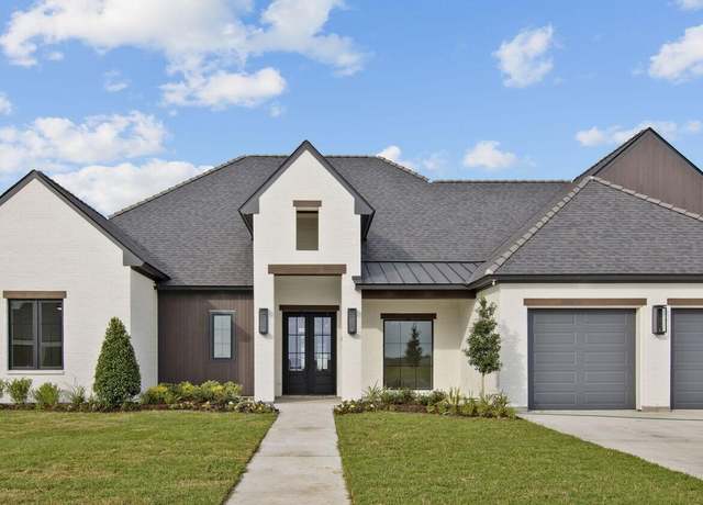 Property at 308 Stony Trek Dr, Youngsville, LA 70592, 5 beds, 3.5 baths