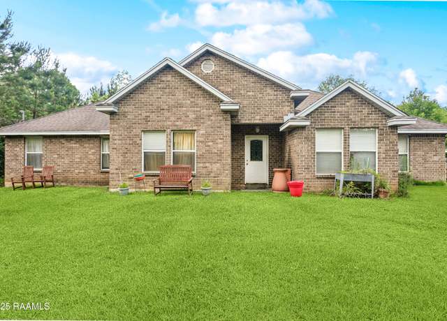 Property at 4306 Holly Dr, Slidell, LA 70461, 3 beds, 2.5 baths